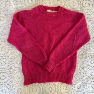 Vintage wool bright raspberry pink pullover sweater